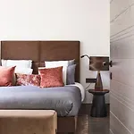 A11 - Staywiz Us - Cap Sea View 5 Bdr - Ac, Rooftop Pool & Parking *