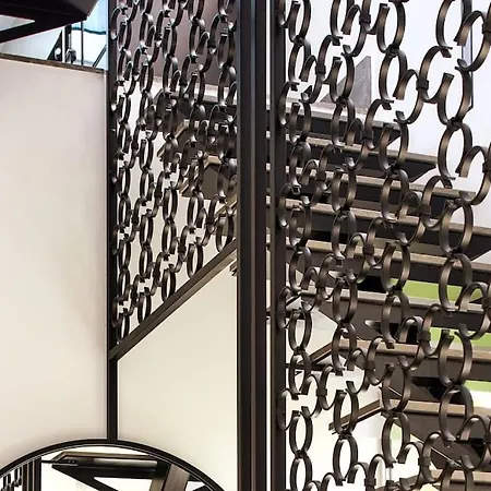 A11 - Cap Sea View 5 Bdr - Ac, Rooftop Pool & Parking Вилла Антиб