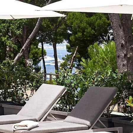 A11 - Cap Sea View 5 Bdr - Ac, Rooftop Pool & Parking Вилла *