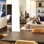 A11 - Staywiz Us - Cap Sea View 5 Bdr - Ac, Rooftop Pool & Parking 昂蒂布