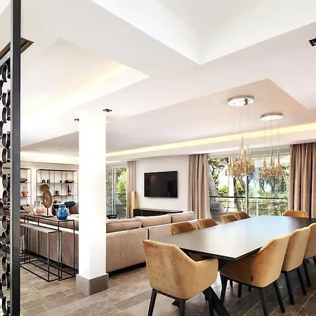 A11 - Cap Sea View 5 Bdr - Ac, Rooftop Pool & Parking Villa *