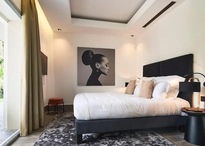 别墅 A11 - Staywiz Us - Villa Cap Antibes Sea View 5 Bdr - Ac, Rooftop Pool & Parking 昂蒂布