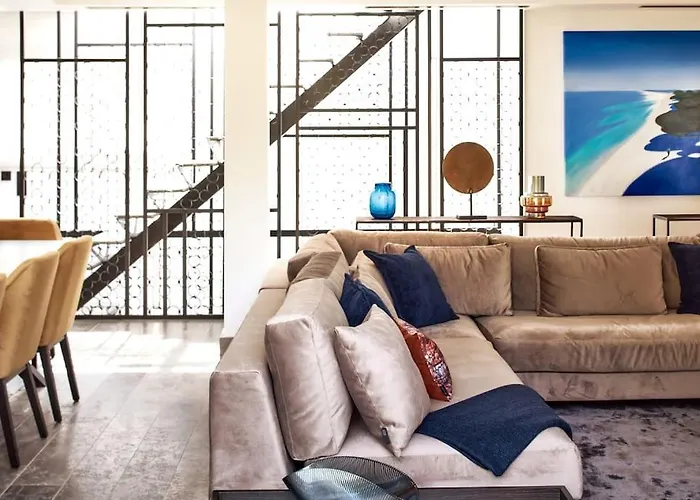 A11 - Staywiz Us - Villa Cap Antibes Sea View 5 Bdr - Ac, Rooftop Pool & Parking Villa