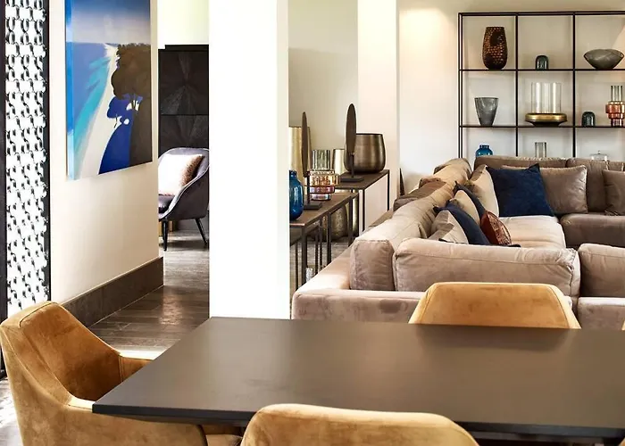 A11 - Staywiz Us - Villa Cap Antibes Sea View 5 Bdr - Ac, Rooftop Pool & Parking 昂蒂布