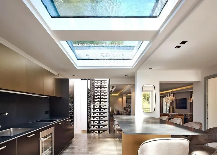 别墅 A11 - Staywiz Us - Villa Cap Antibes Sea View 5 Bdr - Ac, Rooftop Pool & Parking