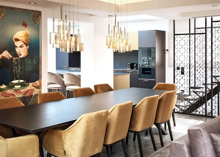 Villa A11 - Cap Sea View 5 Bdr - Ac, Rooftop Pool & Parking